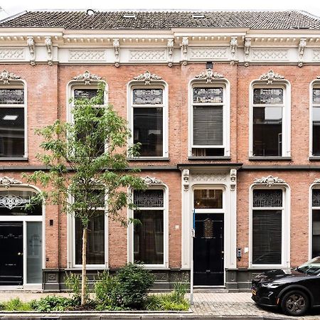 Xxl Loft With Bath Located Stadsvilla Tilburg Exterior foto